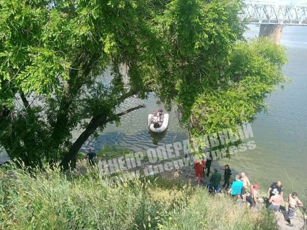 девушку достали из воды в бессознательном состоянии